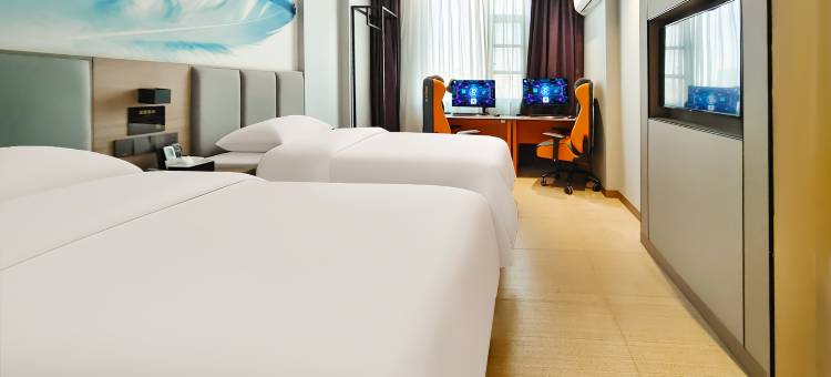 本色电竞民宿(仙桃新天地国际大广场客运站店)图片