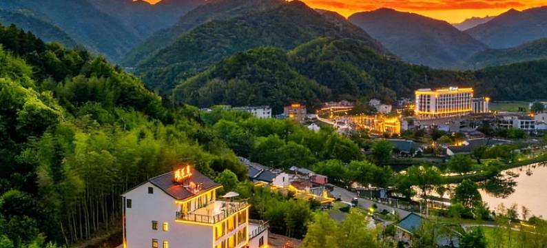 宁国明天见丨360°山雾竹筏・全景・亲子庭院(皖南川藏线储家滩店)图片