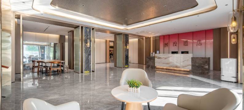 潮漫酒店(韶关百年东街风采楼店)图片