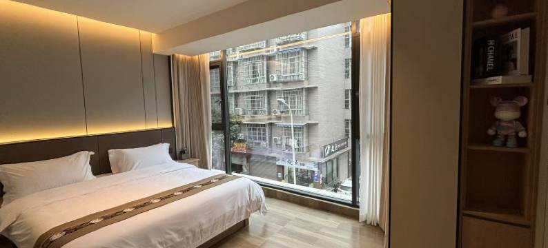 嘉豪宇尚智能酒店图片