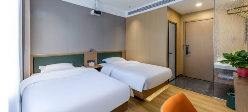 云栖智影酒店(赛罕塔拉城中草原店)图片