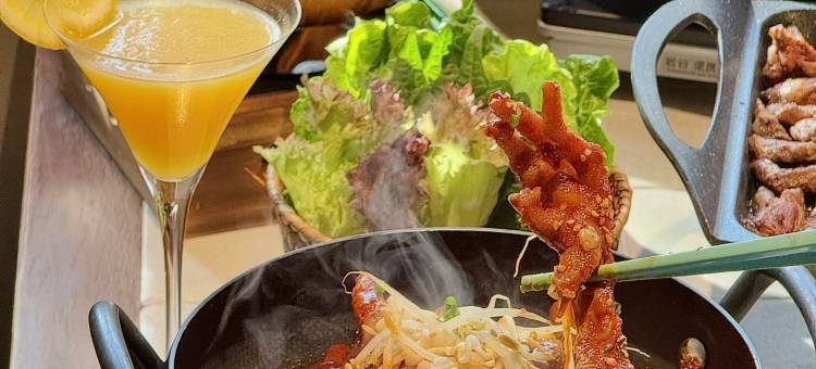 亚信电竞酒店(天虹百货龙华地铁站店)图片