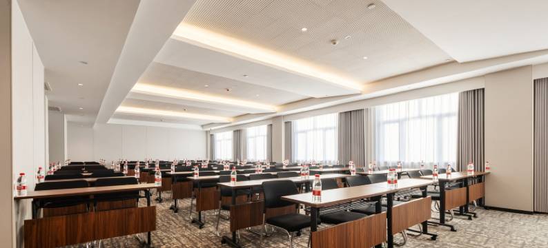 博野华阳国际酒店图片