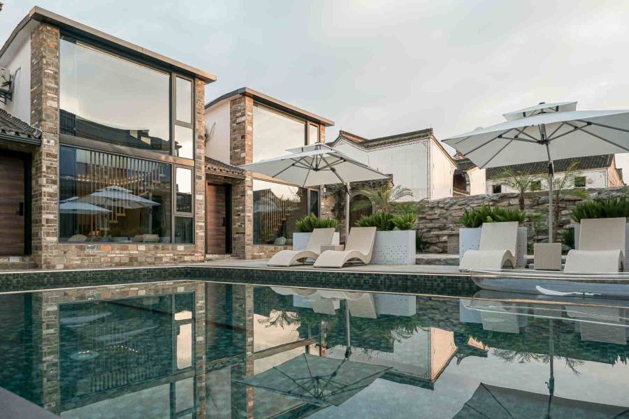建德•瀾清拾光•Villa 温泉美宿(嚴州古城店)