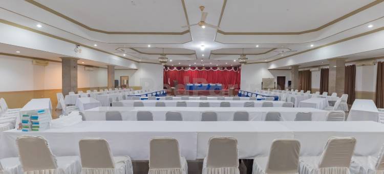 库宁岸Ayong Linggarjati Mitra红多兹酒店(Hotel Ayong Linggarjati Kuningan Mitra RedDoorz)图片