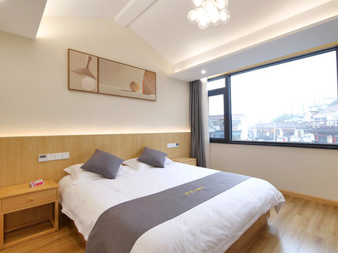 九华山轩辕大酒店(百岁宫化城寺店)