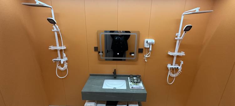 建三江铱林智能酒店图片