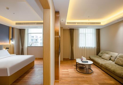 Fanxi Hotel (Chengdu Daxu High-speed Railway Station) Hotel Overview