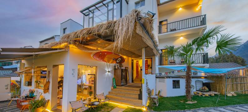 阅山云上·安吉云上草原帐篷美宿(熊猫部落探险乐园店)图片