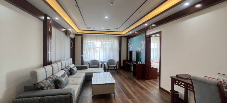 祥龙福大酒店(扎赉特旗音德尔汽车站店)图片