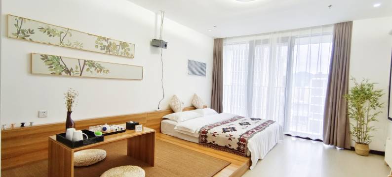 风铃客栈设计师精品民宿(大连星海广场百年汇店)图片