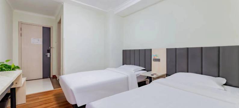 国宾酒店(满都海公园店)图片