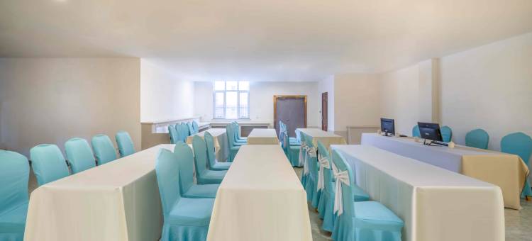 智雅悦享酒店(吐鲁番托克逊客运站店)图片