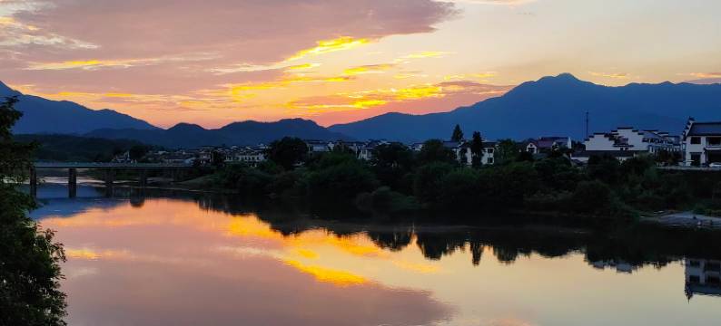 桃花潭九天艺宿半岛别墅图片