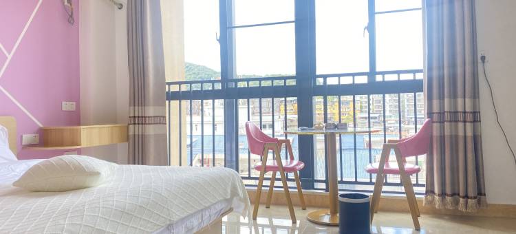 瑞缘影院公寓(中央名城店)图片