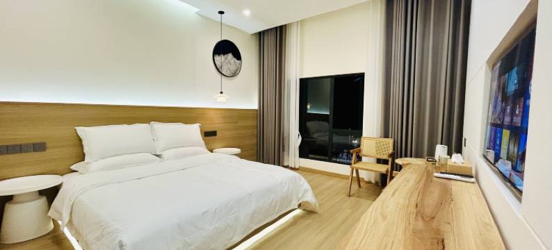 山止行川民宿(都江堰离堆公园站店)图片