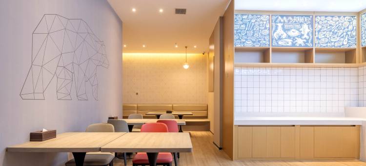 柏曼酒店(库尔勒孔雀河店)图片