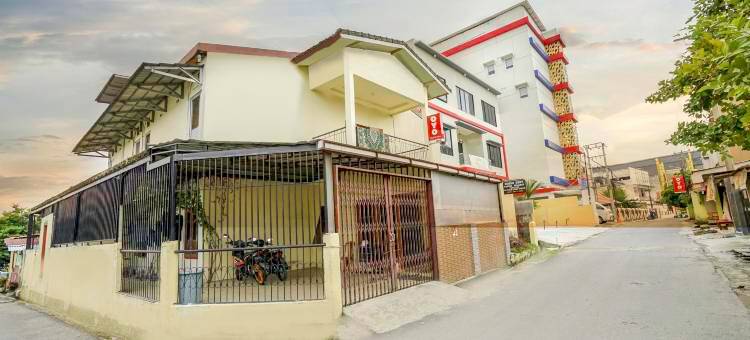 OYO Life 2502沙雅利亚特里安塔玛寄宿(OYO Life 2502 Syariah Triantama Kost)图片