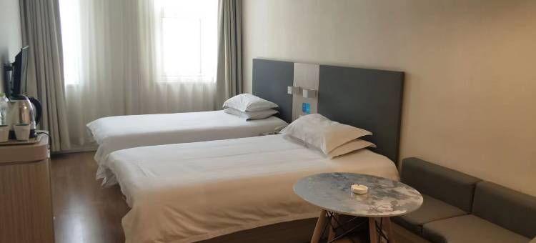 华亚酒店(广饶大王汽车站全福元广场店)图片