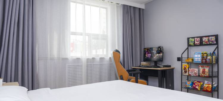 网鱼电竞酒店(青岛香江路濠洼步行街店)图片