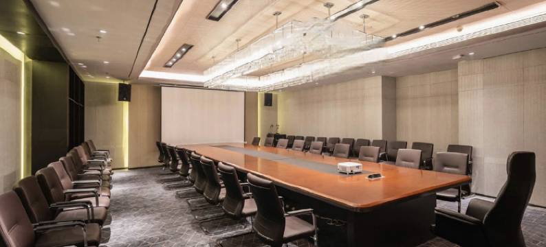 云悦·拾光观影酒店(锦荣广场兰河公园地铁站店)图片