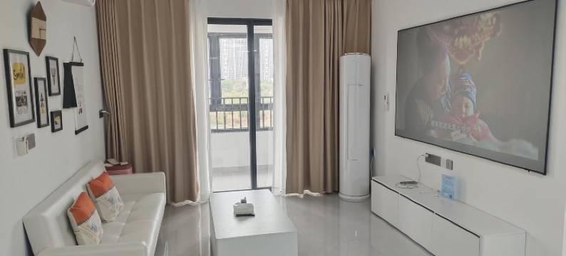 蔚莱民宿(龙光玖珑府店)图片