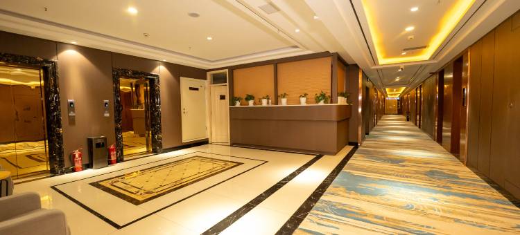 祁连鼎瑞假日酒店图片