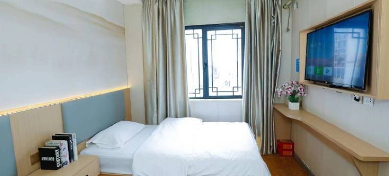 西安顺6酒店(大雁塔地铁站大唐不夜城店)图片