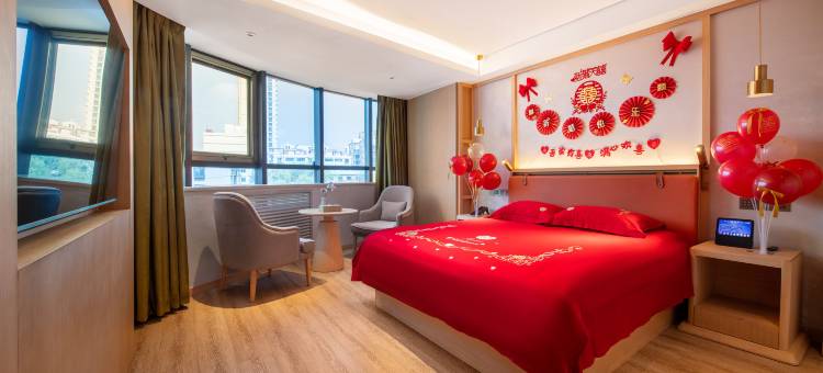 世家轻奢酒店(兰州西固金城中心店)图片