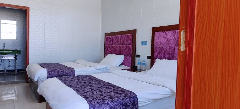 共和黑马河佳缘宾馆图片