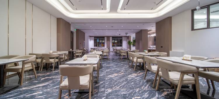 欣然国际酒店(塔什库尔干辛滚路店)图片