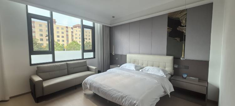 千良精品酒店(陆良客运北站店)图片