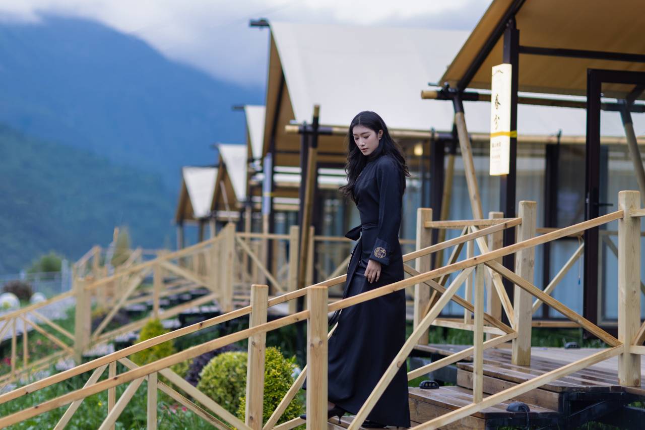 暮山映雪·Spring奢隐汤池别院(康定店)图片