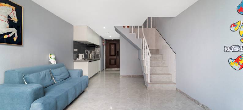 鑫意·loft轻奢民宿(长春火车站万龙广场店)图片