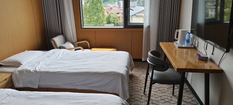 宁强四季花园酒店图片