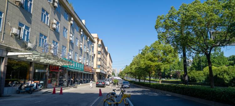 杭州翱翔精品酒店(浙江省肿瘤医院店)图片
