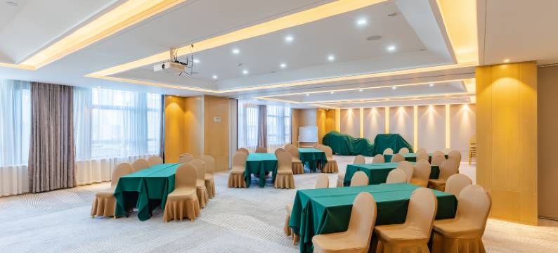 伯爵世家酒店(长兴利时广场店)图片