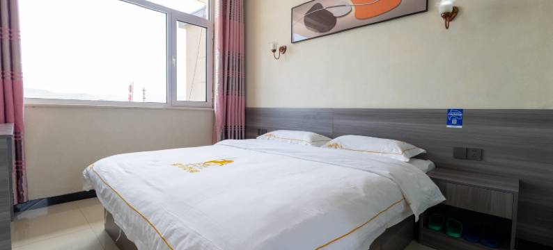 985御马野骑俱乐部酒店图片