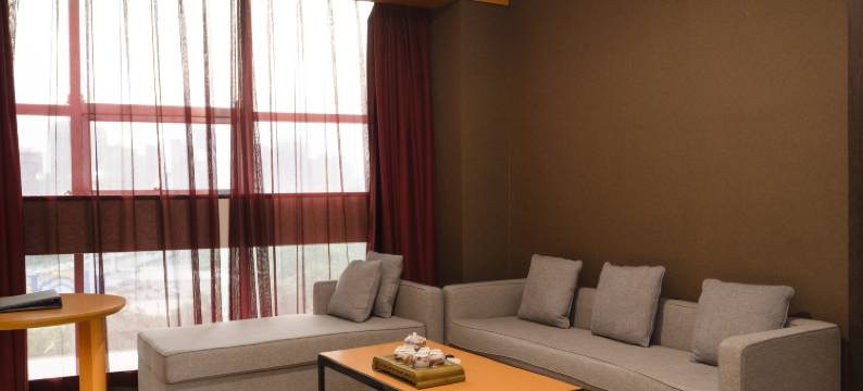 新梅林大酒店(邯郸高铁东站四中店)图片