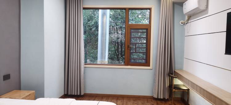 林林商务宾馆(长沙航空职业技术学院跳马校区店)图片