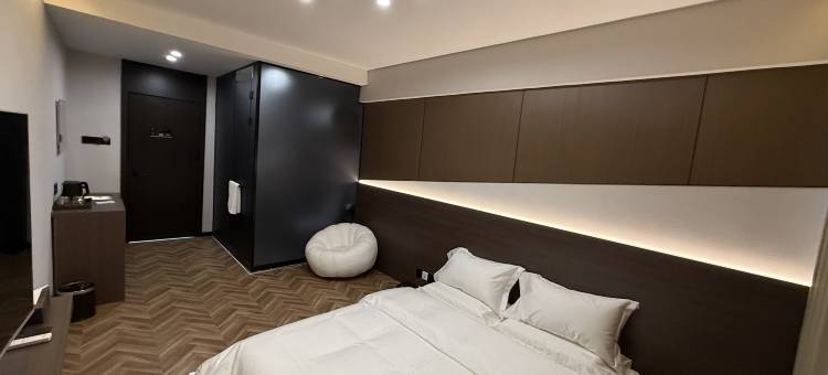 金瀚岚星酒店(绥化安达火车站店)图片