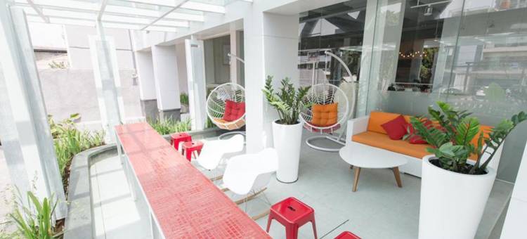 曼加杜阿祖瑞快捷酒店(Zuri Express Mangga Dua)图片