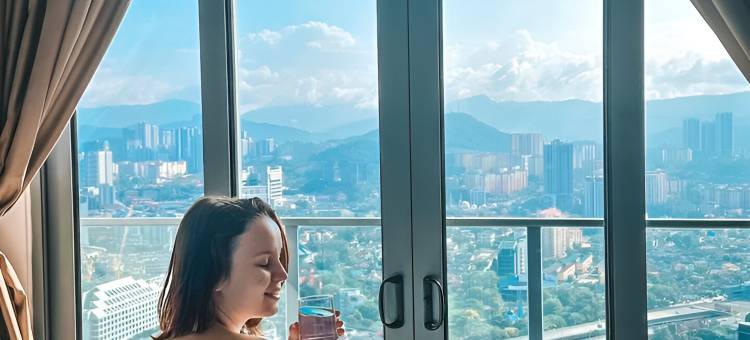 KLCC悦马都高级公寓 吉隆坡双峰塔 空中无边泳池 - COBNB(Royce Residence KLCC by Cobnb)图片