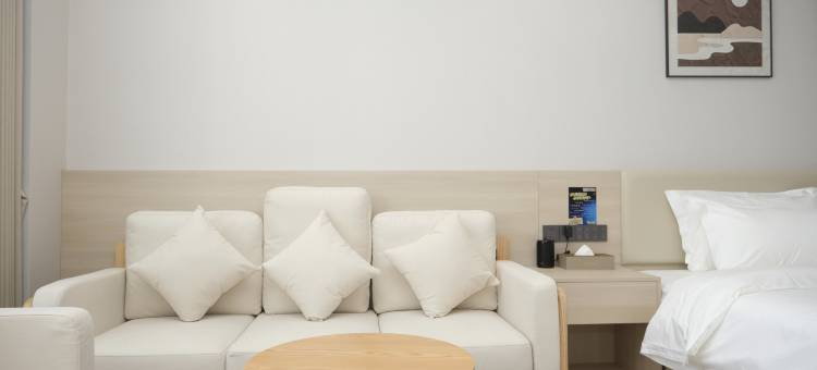 悦湖智能酒店(异龙湖国家湿地公园店)图片