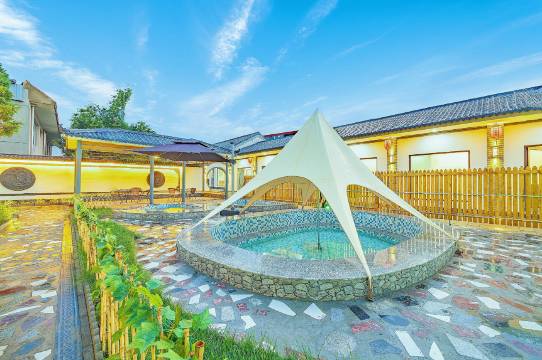 花筑·云栖温泉民宿(忻州古城店)