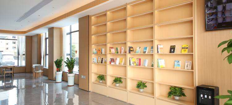 季风国际客房(横栏店)图片