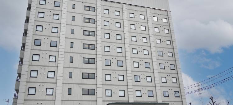 露樱酒店燕三条站前店(Hotel Route-Inn Tsubamesanjo Ekimae)图片