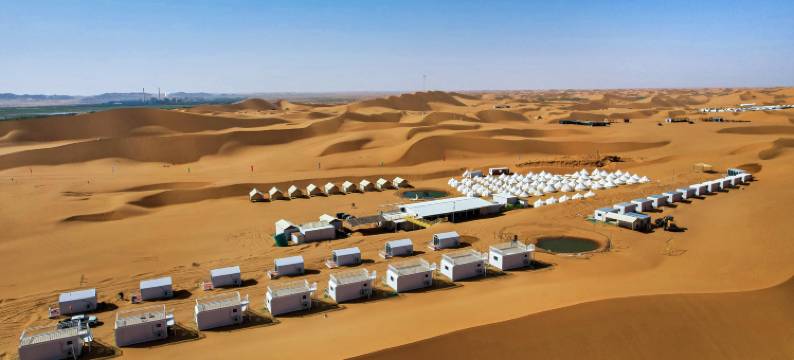 大漠之城沙漠宿集图片