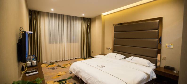 凯里凯鸿酒店(万达广场贵州电子信息职业技术学院店)图片