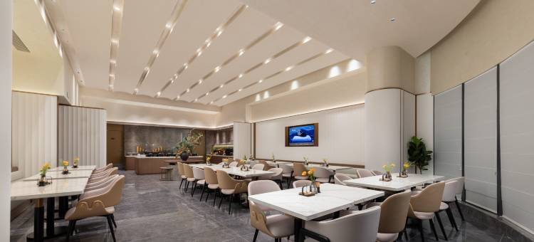 舟山定海古城解放西路亚朵酒店图片